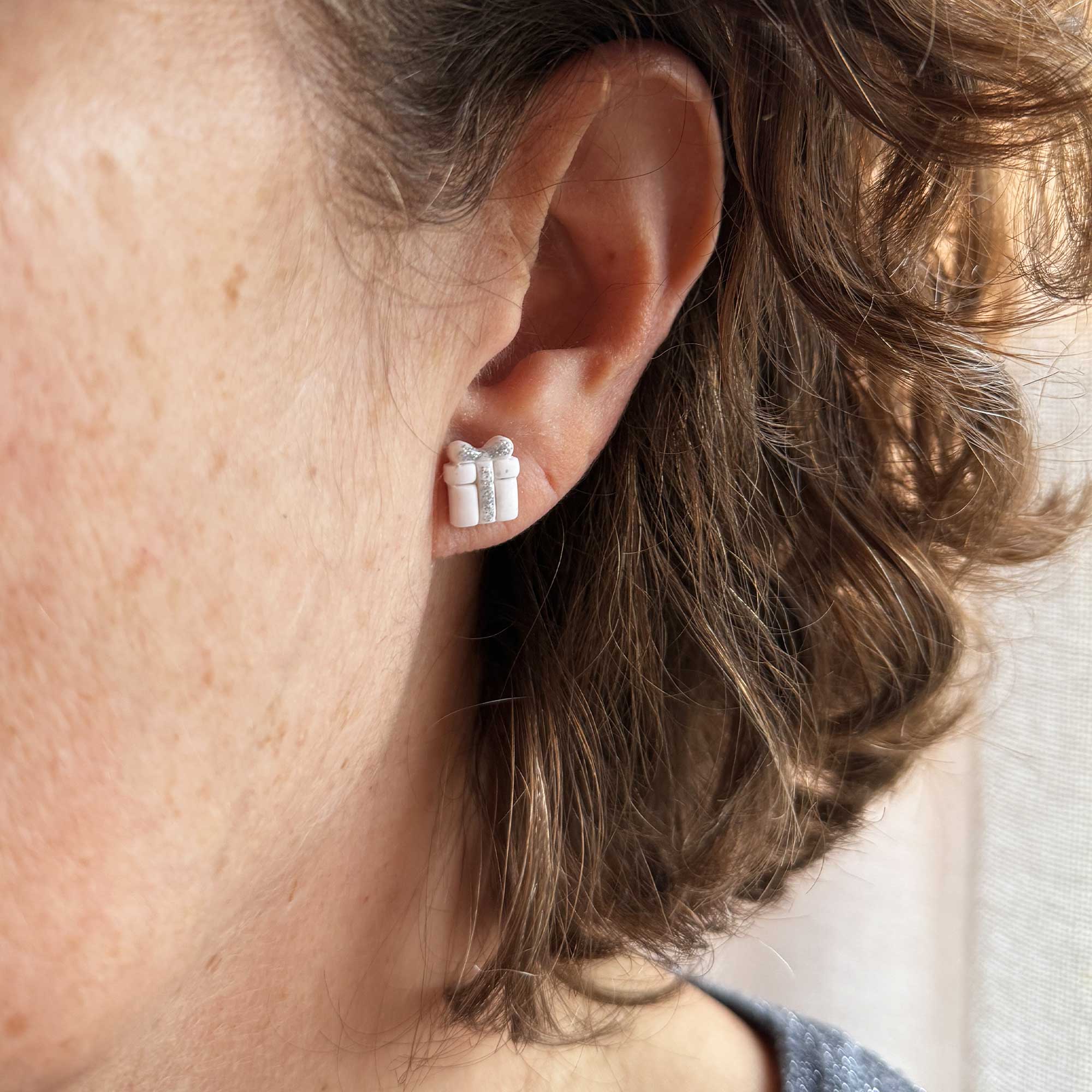 Little Gift – Image 2